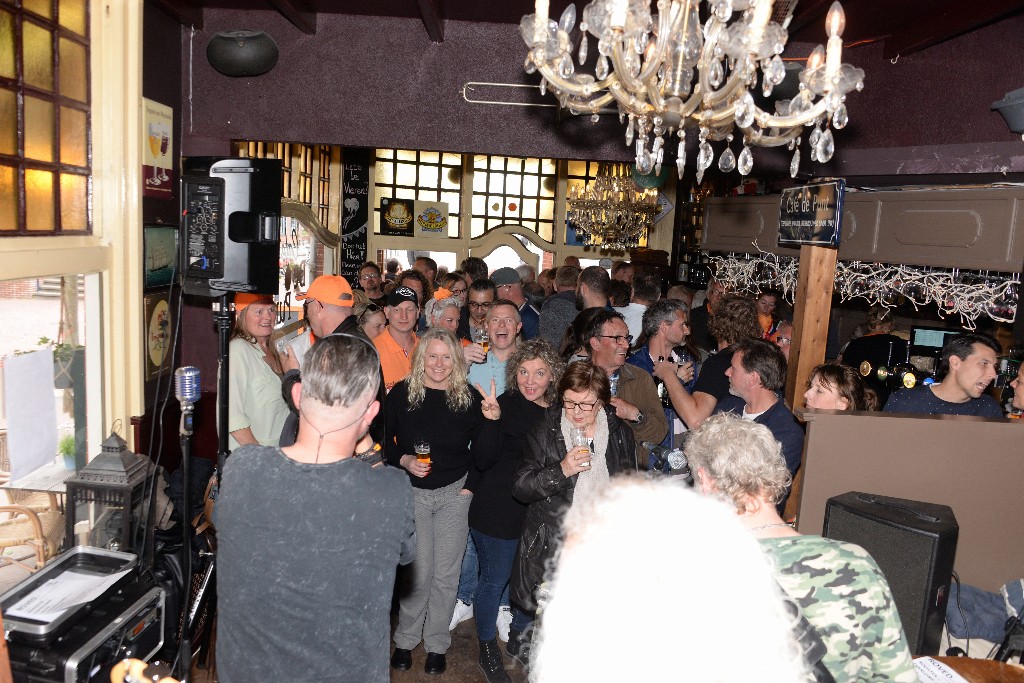 ../Images/Roved in de Punt op koningsdag 2019 092.jpg